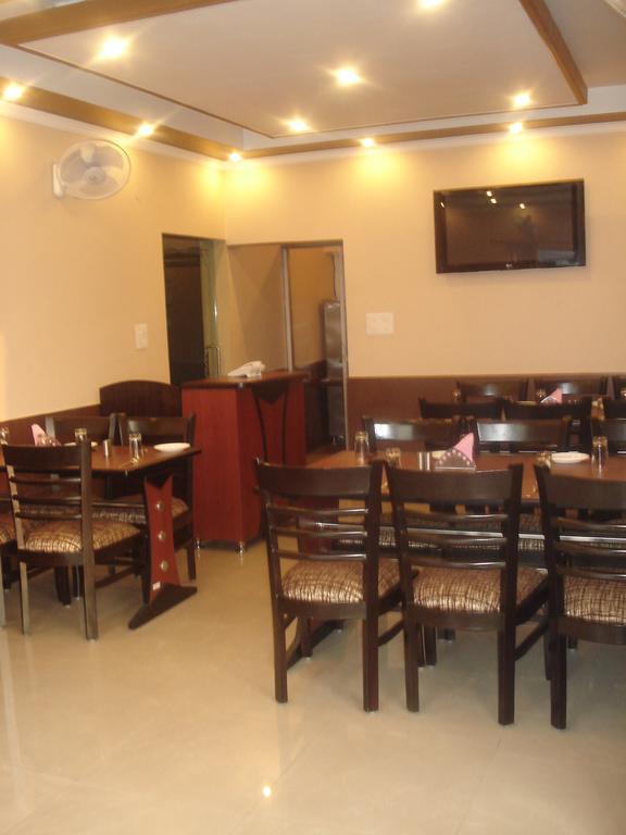Hotel Utsav Dehradun Exterior foto